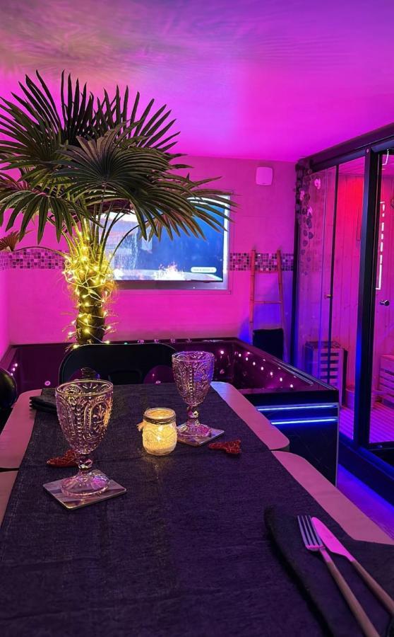Bioty Chill & Spa Le Blanc-Mesnil Exterior photo